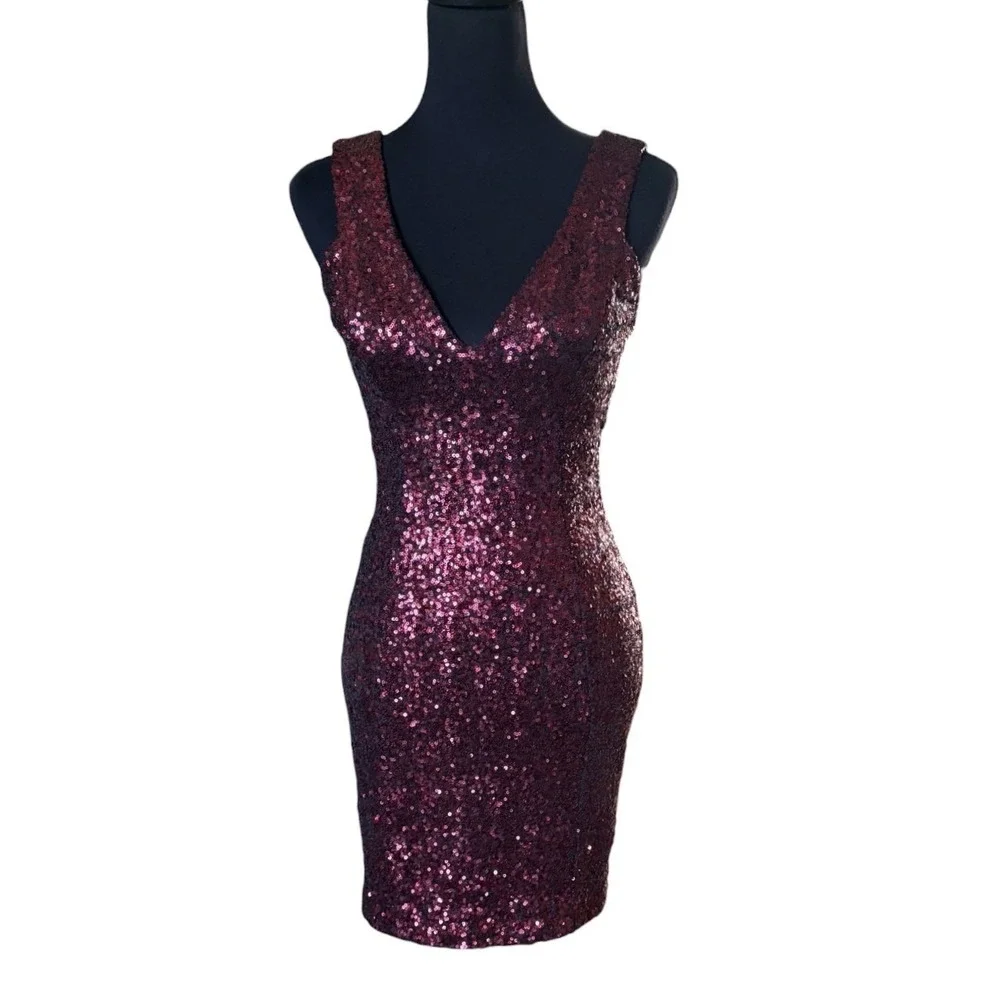 Dress The Population Dark Red Plunge Stretch Sequin Bodycon Mini Dress, Small